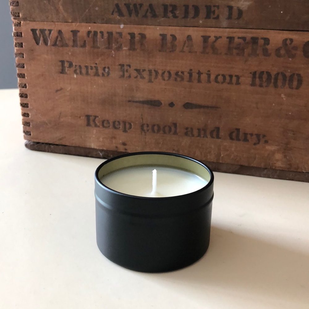 2/$12🔺5oz Lavender soy candle - Picture 2 of 4